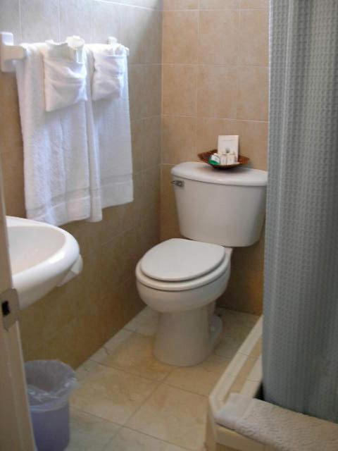 Oceana Hostal Playero Сан Хуан Стая снимка